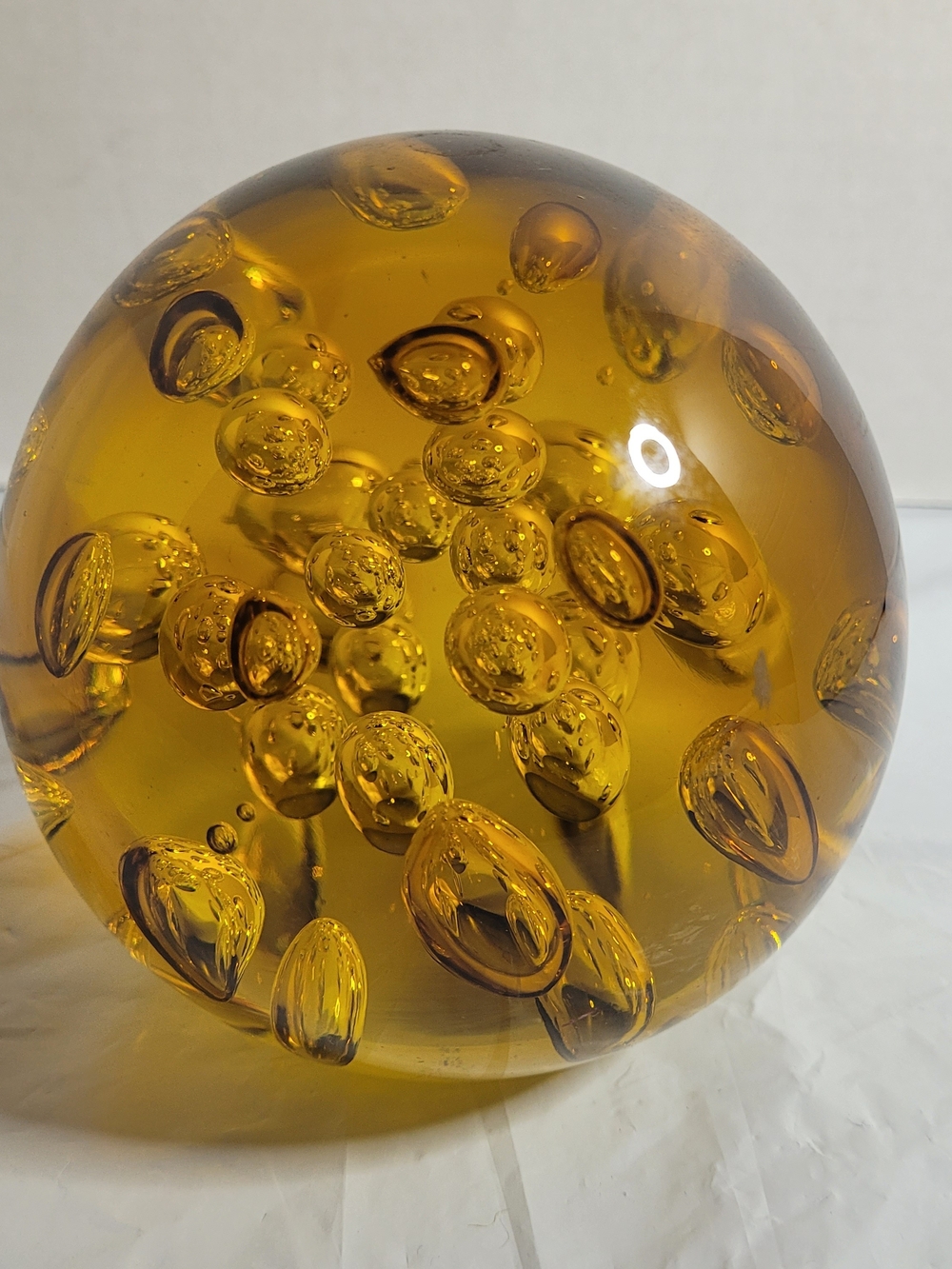 Vintage Large Amber Art Glass Controlled Bubbles Heavy Round Paperweight (WW)
